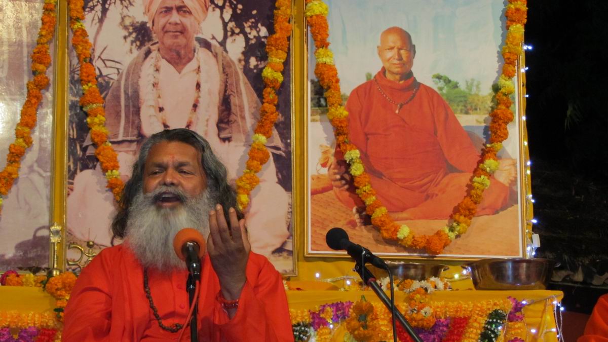 holyguruji_mahasamadhi_anniversary_2010_11