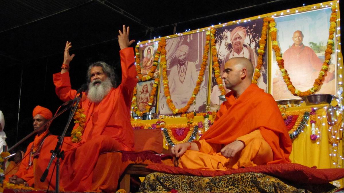 holyguruji_mahasamadhi_anniversary_2010_16