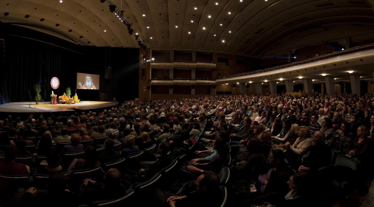 2010_11_26_Public_Lecture_Belgrade_DomSindikata04_web