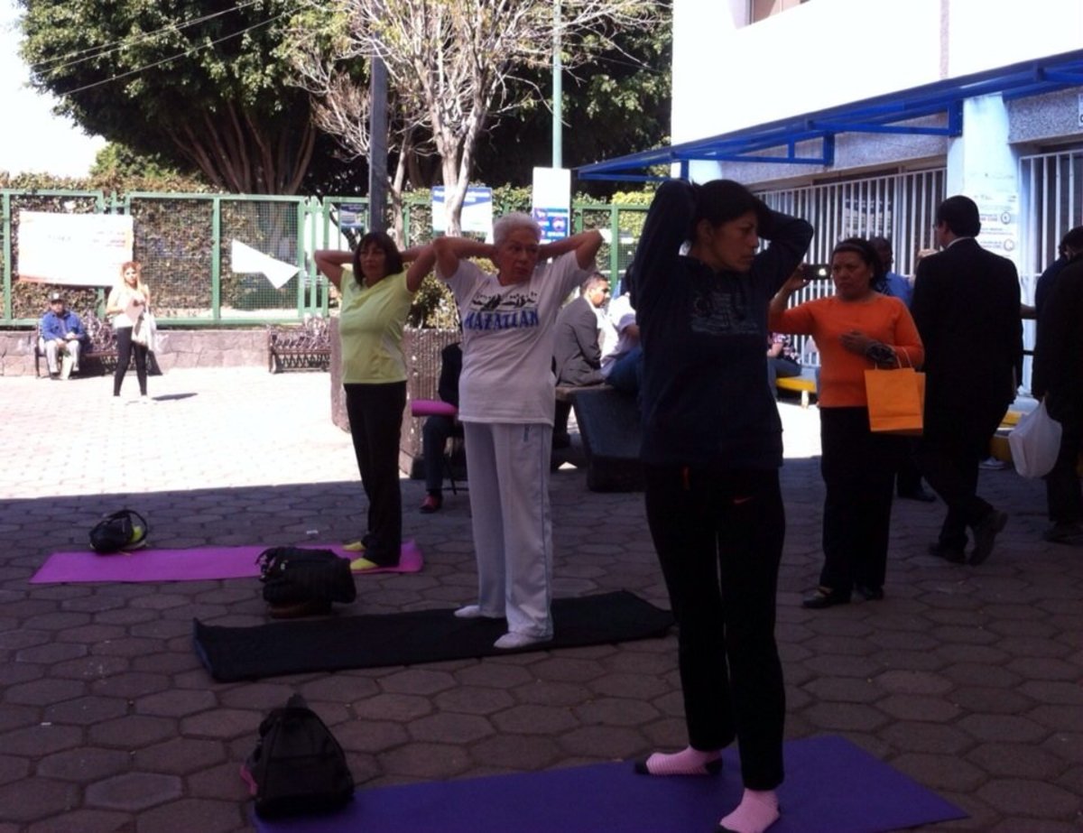 25 February in the public area of the Delegation of Benito Juarez 25 February in the public area of the Delegation of Benito Juarez