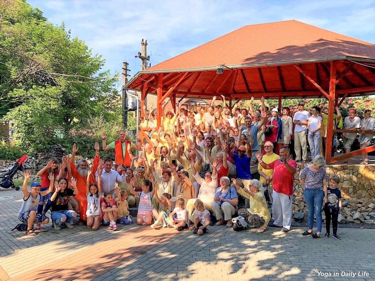 img 0002 72dpi 1200 wm