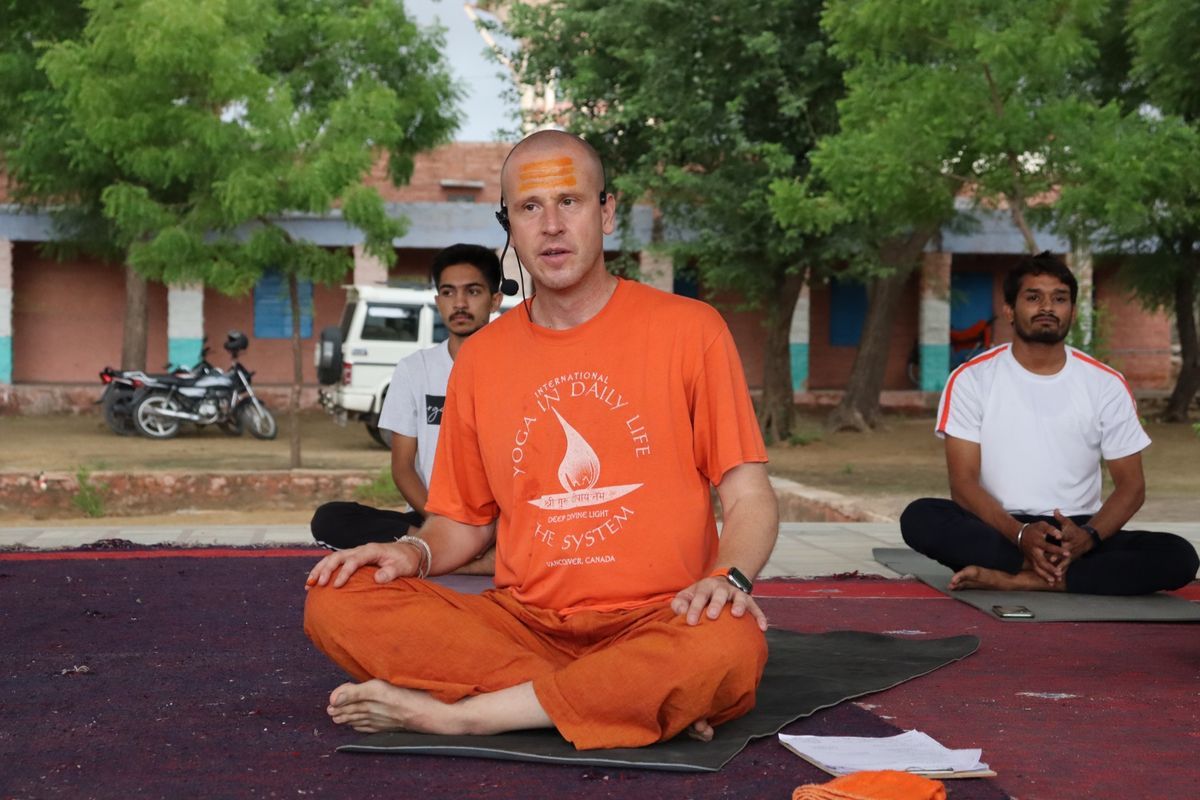 2022 idy khatu swami chandra puri