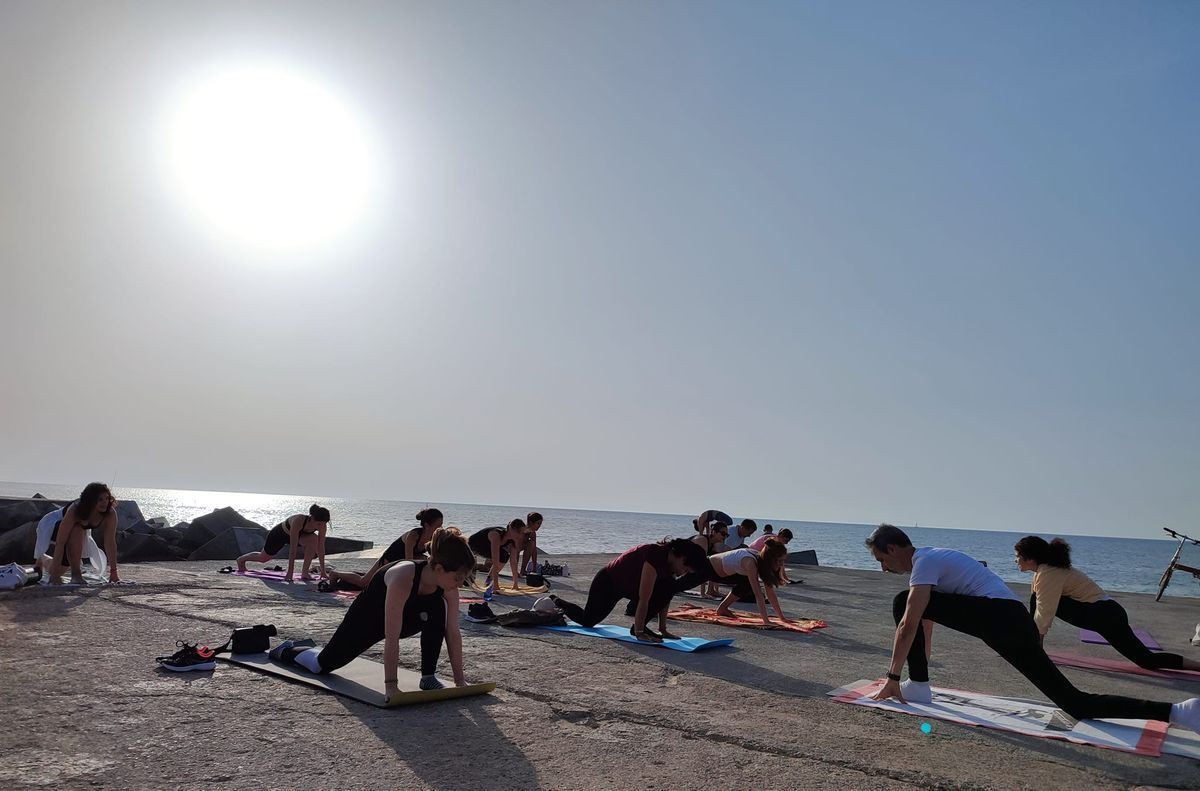 2022 idy yidl spain 03 masterclass 1 beach