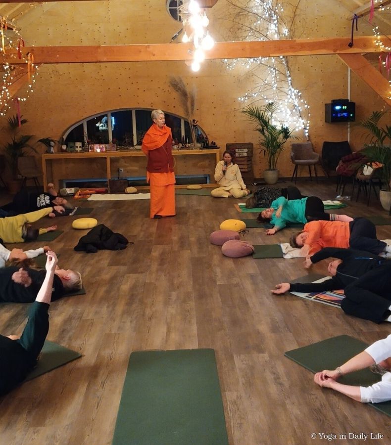 ﻿Swami Umapuri visits Poland and The Netherlands