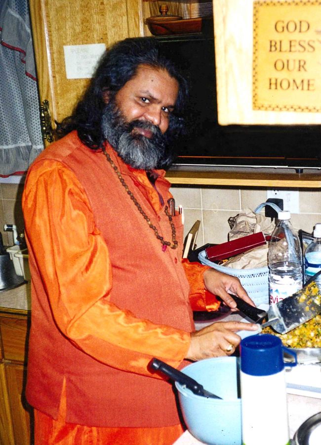 vishwaguruji in the kitchen