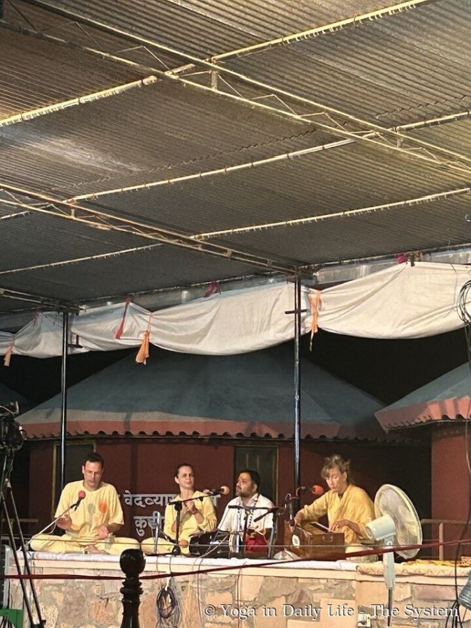 8.10. gurupurnima singer 4 wm