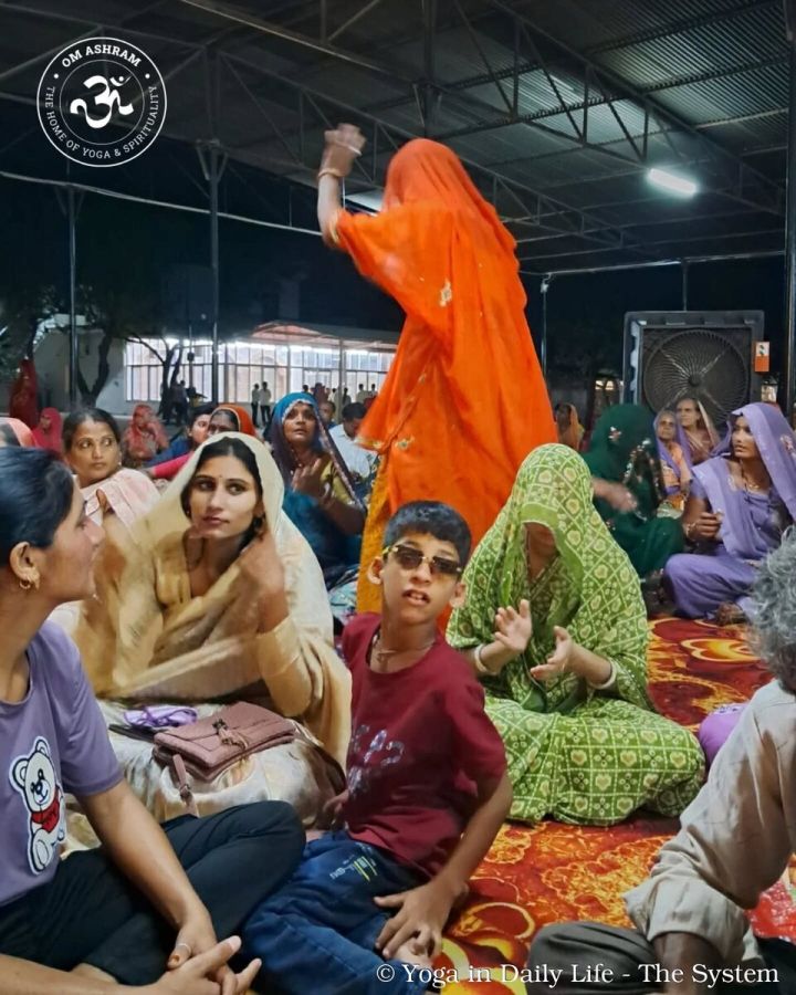 8.6. gurupurnima dancer wm