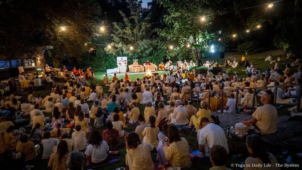 5.1. kirtan night wm