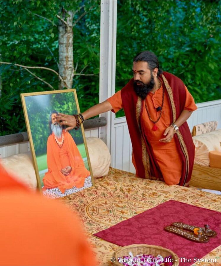 7.10. vishwagurujis birthday wm