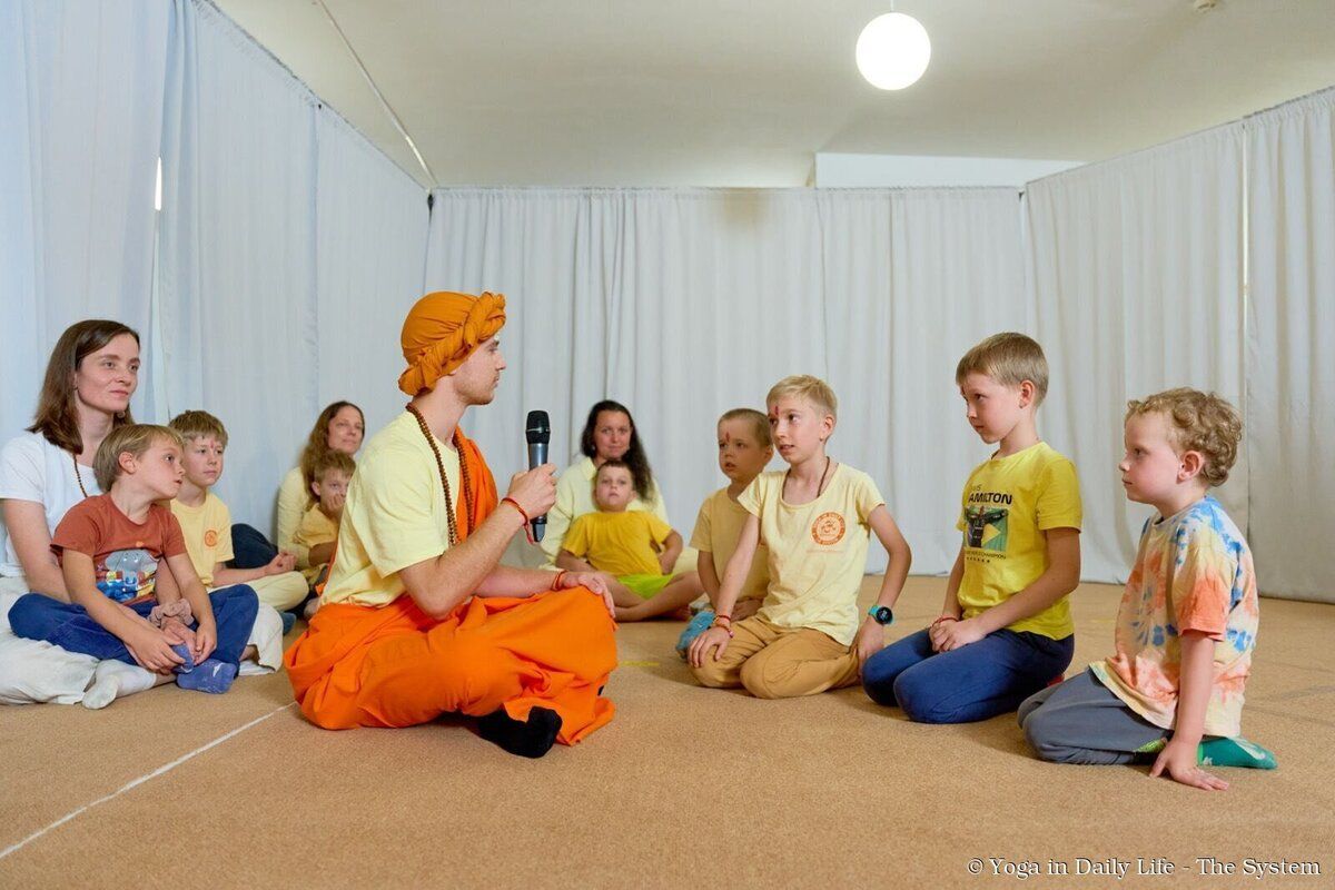 8.2. devpuriji mahasamadhi wm