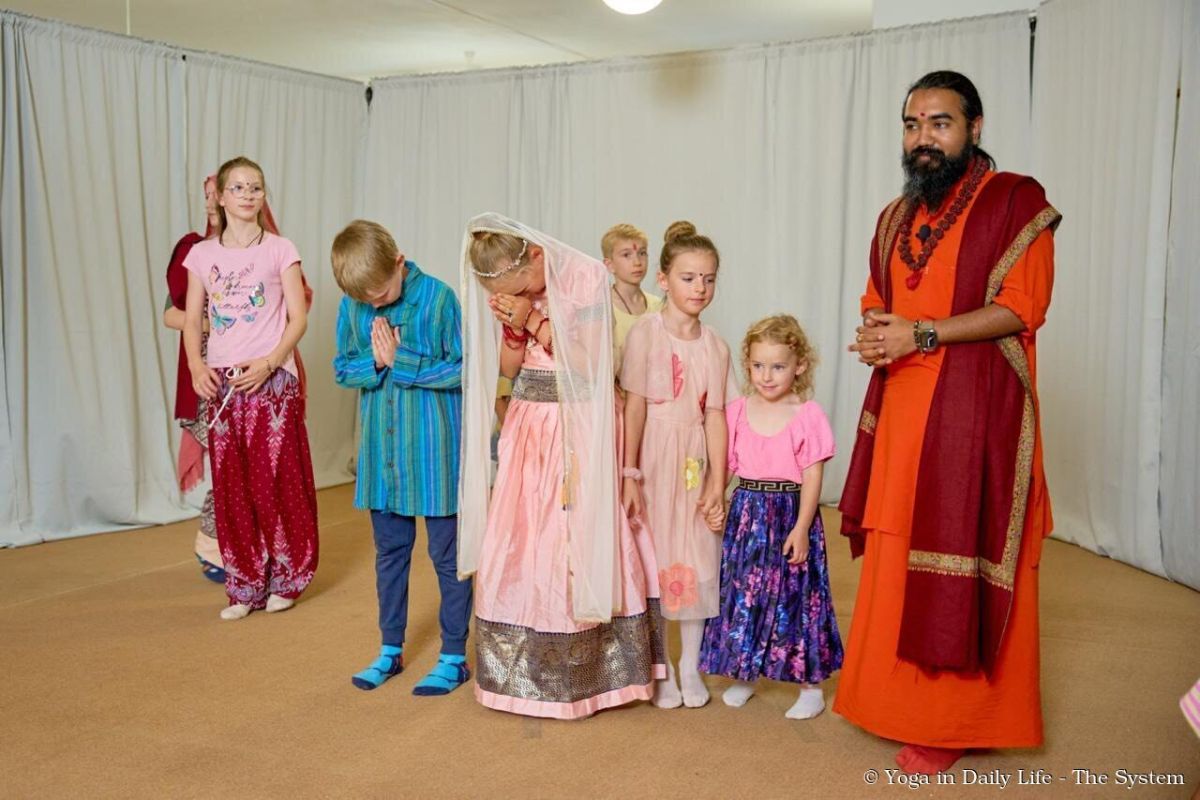 8.5. devpuriji mahasamadhi wm