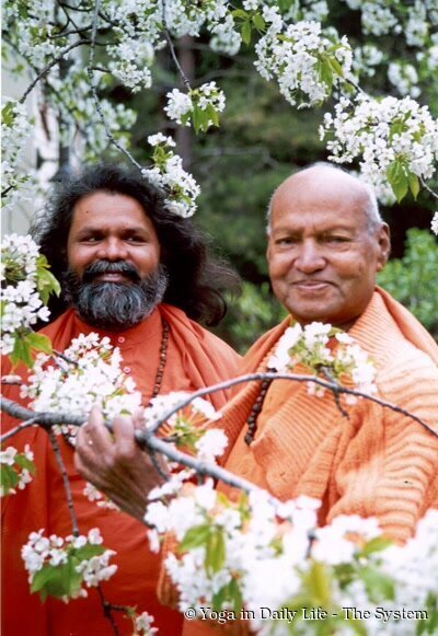 2.2. viswhaguruji holyguruji.tif wm