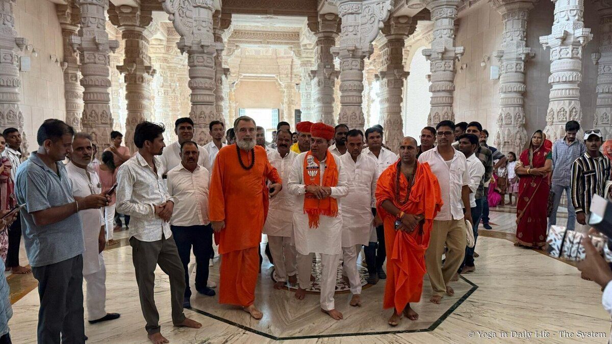 0.4. mm gyaneshwar om ashram wm