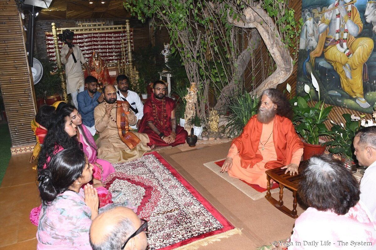 2.8. mm swami avatar puriji rishikesh parmath niketan ashram wm
