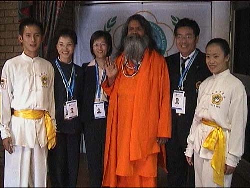 With representatives of Foundation for World Peace and Love (FOWPAL) from Taiwan With representatives of Foundation for World Peace and Love (FOWPAL) from Taiwan