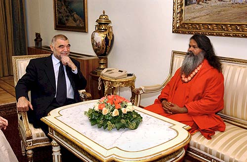 Chating with President Mesic Chating with President Mesic