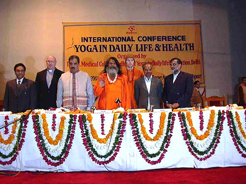 From left to right: - Dr. P. K. Gupta, Principal of Medical College Jodhpur - Monsignore David Cappo, General Vicar of the Catholic Archdiocese Adelaide, Australia - Shri Gaj Singh Ji, Maharaja of Jodhpur - Mahamandaleshwar Paramhans Swami Maheshwarananda, author of the Yoga in Daily Life System - Swami Navratanpuri, Australia - Mr. Khem Raj, Divisional Commissioner of Jodhpur - Dr. Kamal Taori, Asst. Secr. of Govt. of India, Interstate Council Secretariat of Home Affairs, Delhi 1