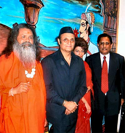 from the left: His Holiness Mahamandaleshwar Paramhans Swami Maheshwaranandji, Dr. Karan Singh and his wife, Maharani Y. R. Lakshmi, His Excellency D. L. Mendis, Ambassador of Sri Lanka to Austria from the left: His Holiness Mahamandaleshwar Paramhans Swami Maheshwaranandji, Dr. Karan Singh and his wife, Maharani Y. R. Lakshmi, His Excellency D. L. Mendis, Ambassador of Sri Lanka to Austria