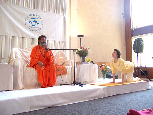 Demonstration of Marjari Asana Demonstration of Marjari Asana