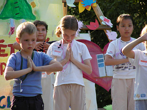 Supporting love on the Earth - performance of international group od children Supporting love on the Earth - performance of international group od children