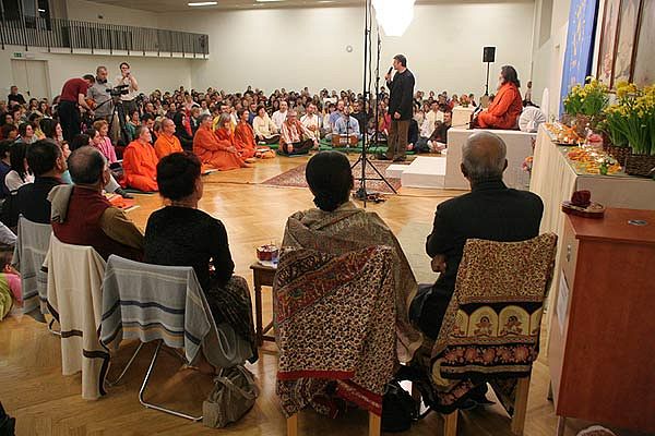 Inauguration of the new yoga centre in Ljubljana Inauguration of the new yoga centre in Ljubljana