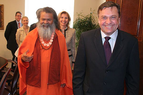 Meeting with the mayor of ljubljana, Mr. Zoran Jankovic Meeting with the mayor of ljubljana, Mr. Zoran Jankovic