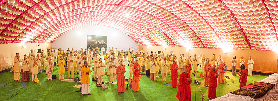evening prayer in the hall camp ujjain kumbh mela 2016 Panorama1